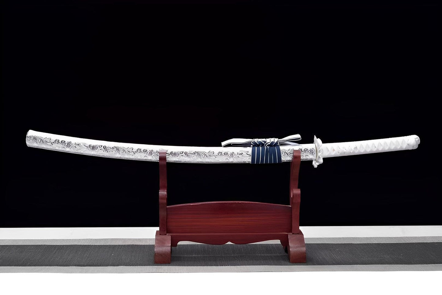 Handcrafted Japanese Samurai Sword Fuyu Katana Spring Steel Winter