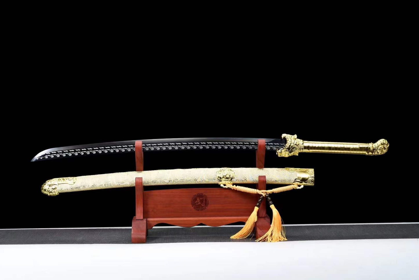 Handmade Golden Tiger Chop Chinese Sword With Golden Manganese Steel