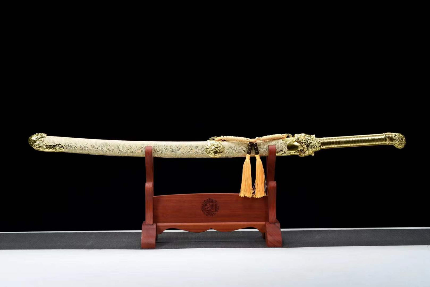 Handmade Golden Tiger Chop Chinese Sword With Golden Manganese Steel