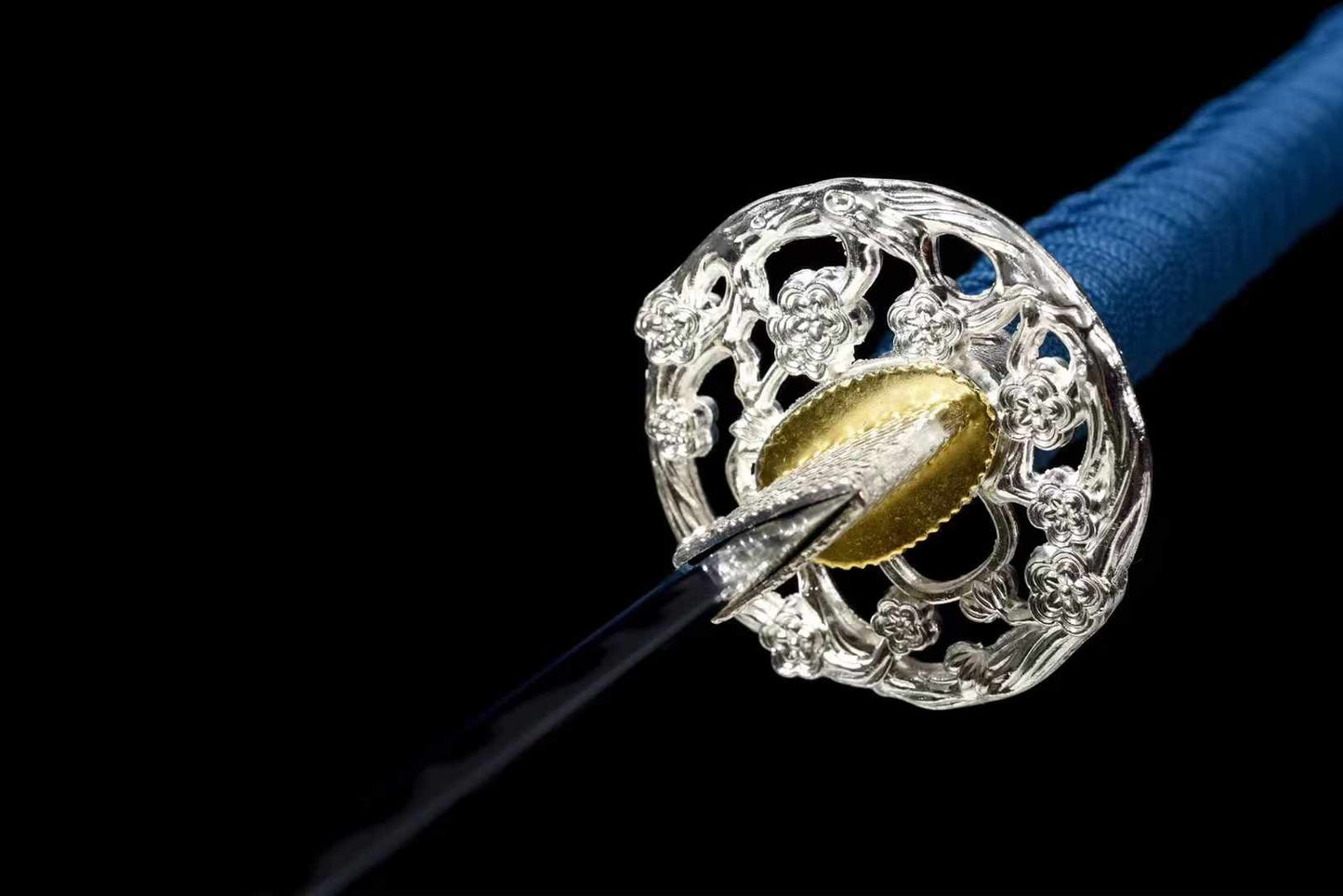 Handcrafted Japanese Samurai Sword Manganese Steel Blue Plum