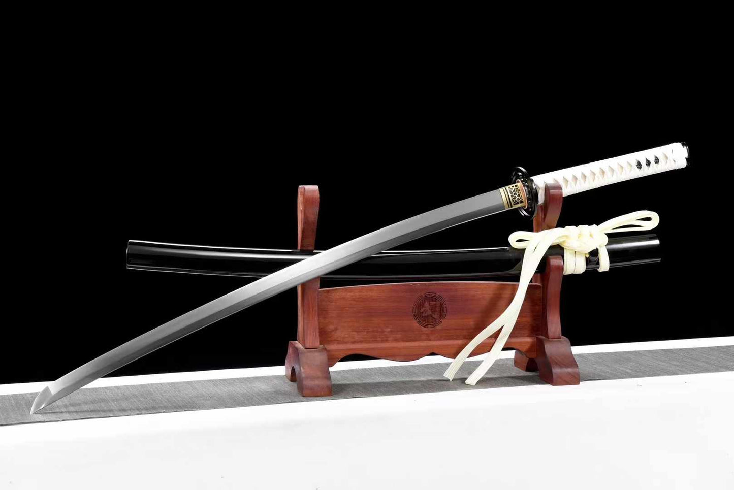 Handcrafted Japanese Samurai Sword Spring Steel Fox Hunt