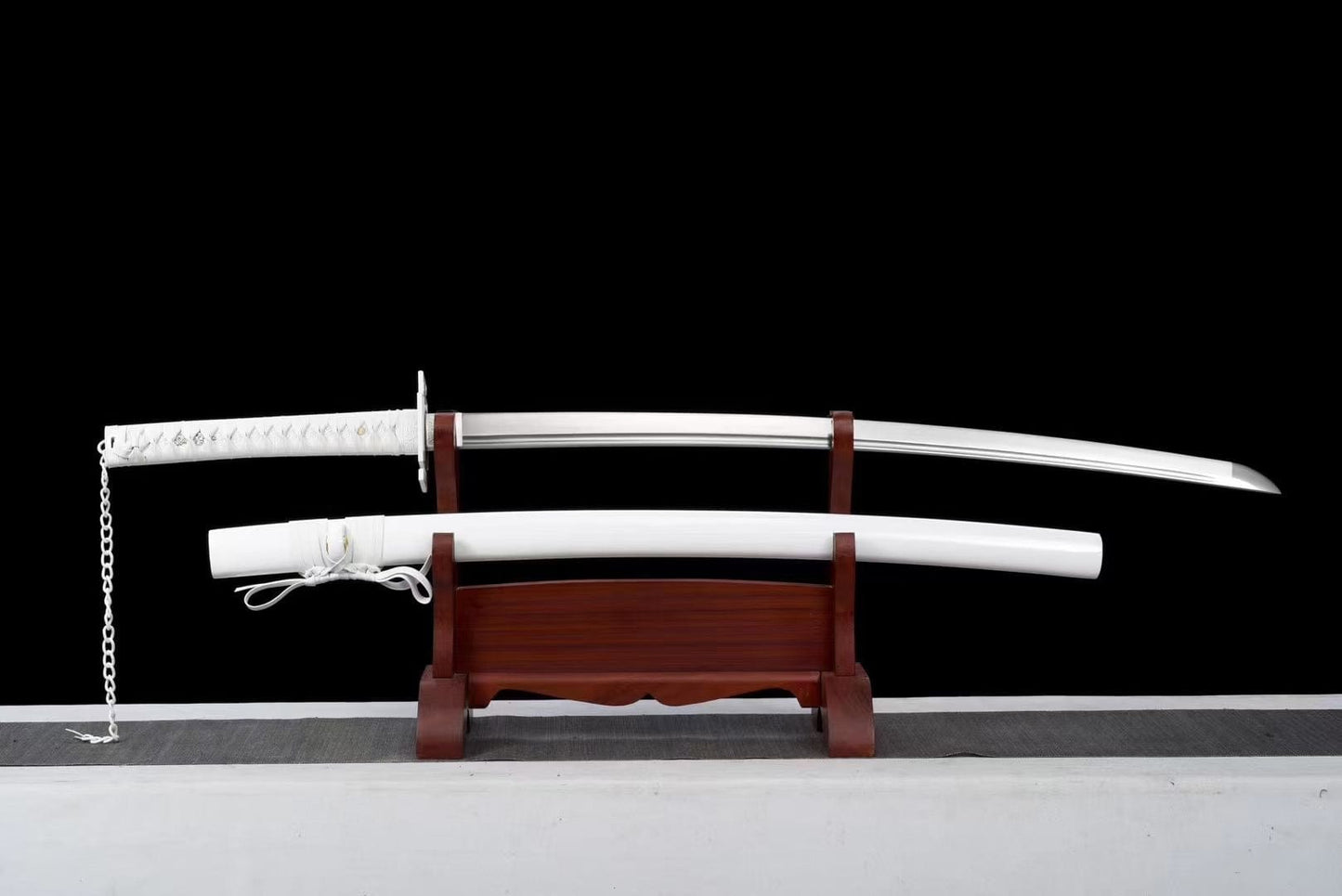 Hand Forged Anime Bleach Ichigo Bankai Sword Tensa Zangetsu Hand Polished  Spring Steel