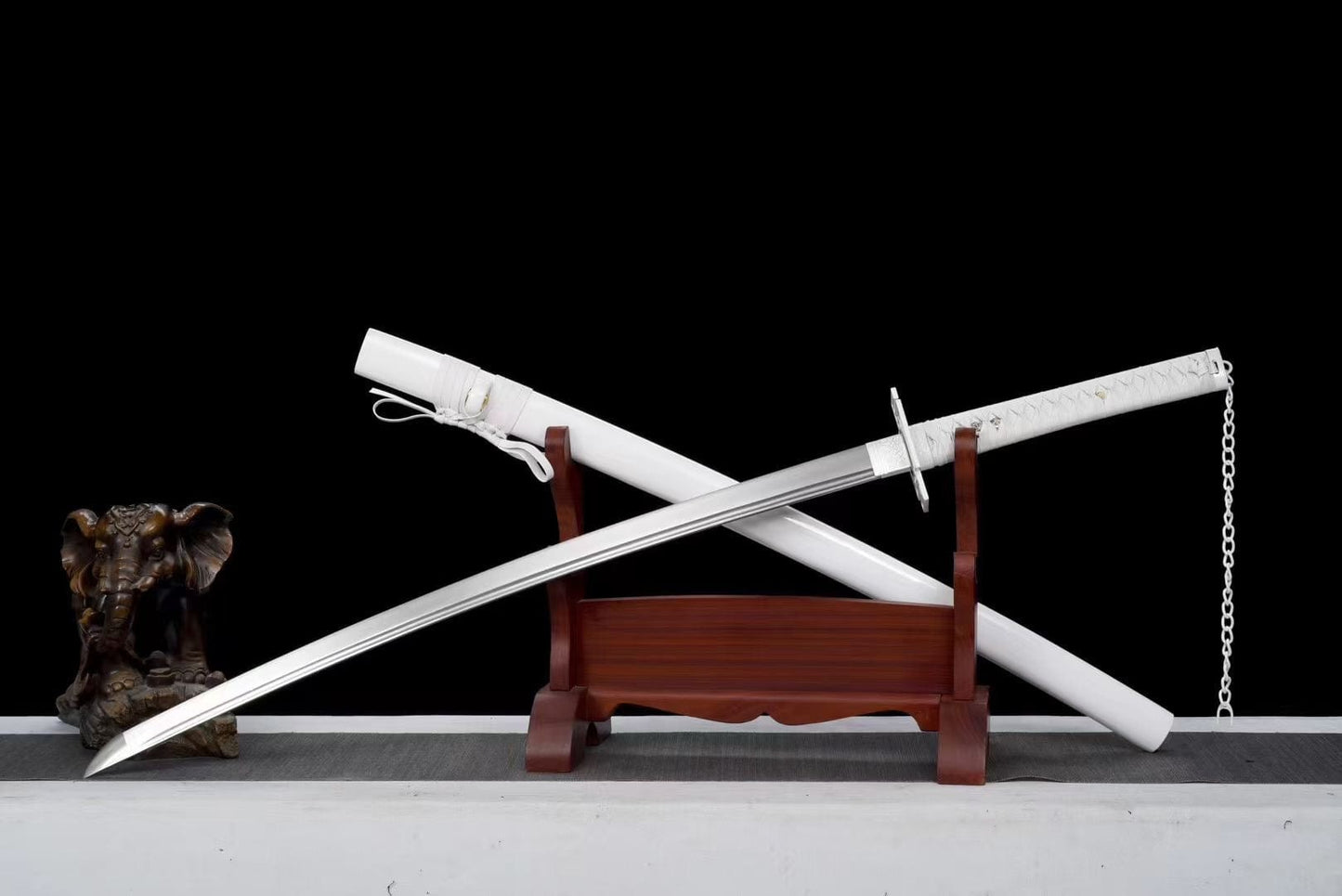 Hand Forged Anime Bleach Ichigo Bankai Sword Tensa Zangetsu Hand Polished  Spring Steel