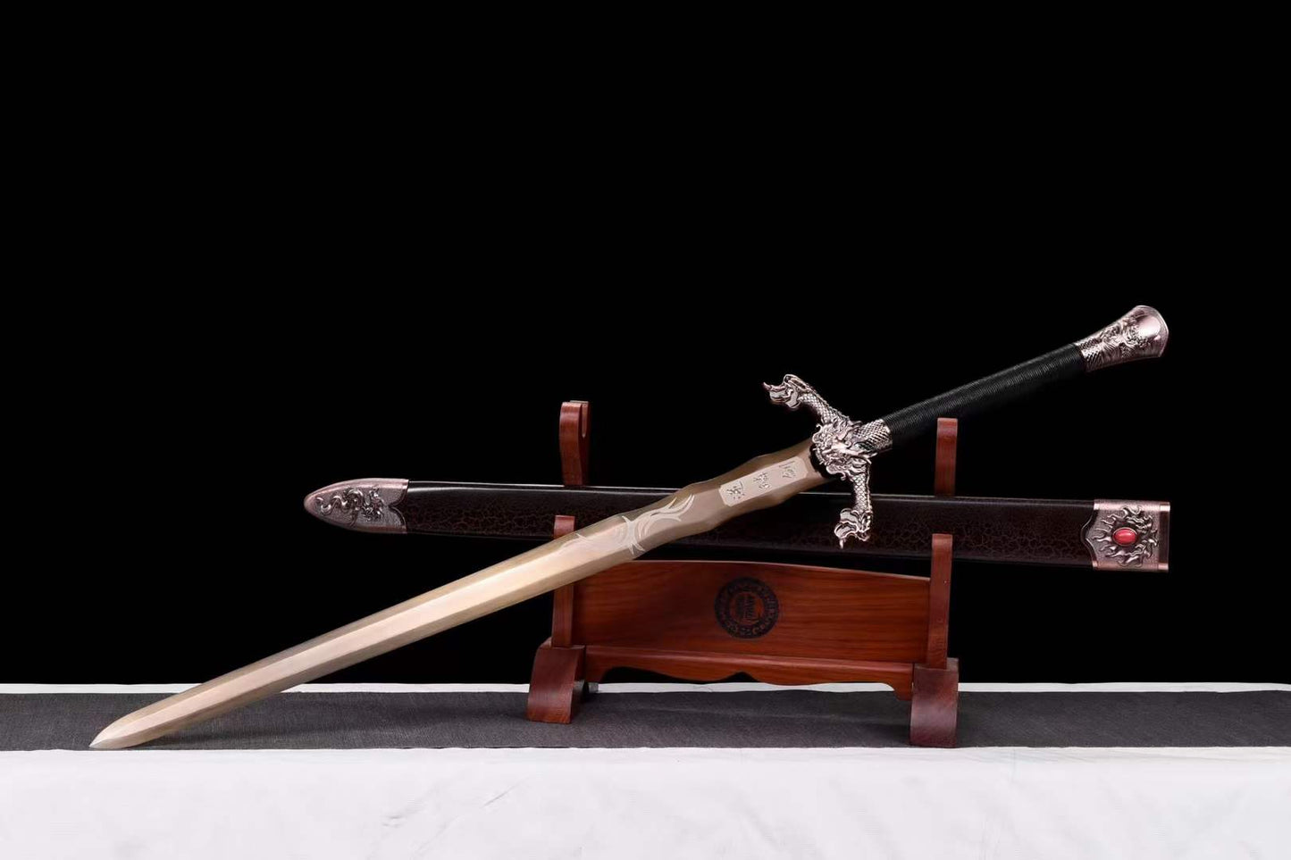 Handmade Dragon Scale  Spring Steel Chinese Sword With Gold